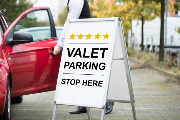 How Much to Tip The Valet?