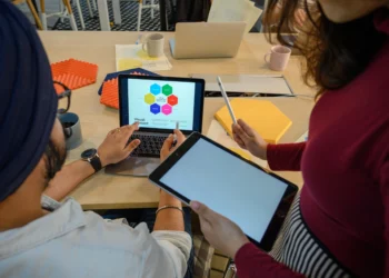 Which EOC Configuration Aligns With The On Scene Incident Organization?